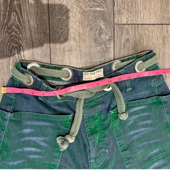 Free People We The Free Moxie Pull-On Barrel Jeans in Kelly Green - Picture 8 of 11